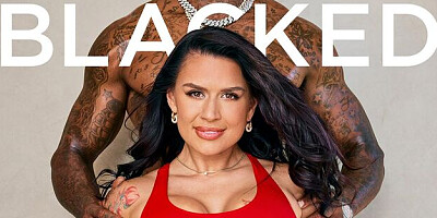 Featuring Eva Angelina's doggystyle clip