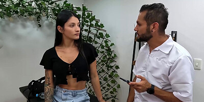 Salome Gil Deja Que Joven Masajista La Toque Y Le Chupe El Cono-parte 1-filip Baco