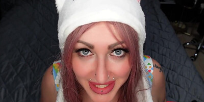 Cosplay babe fucks in her dream fantasy