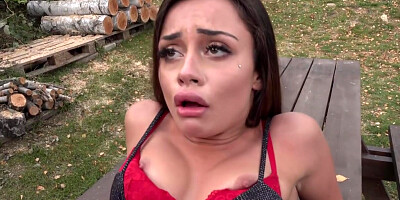 Amateur cheap deepthroat babe fucked outdoor in POV 4 money