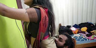 Vaishnavy ass lick in saree by Sharun Raj, Mallu couple hot saree ass romance, Hot girl ass kiss and rub by mallu boy, Romance