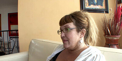 Marriage counselor Kristie Love helps Brooke Van Buuren