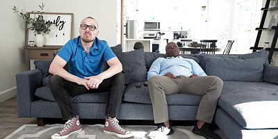 Horny wife Daisie Belle wants big dick creampie cuckold