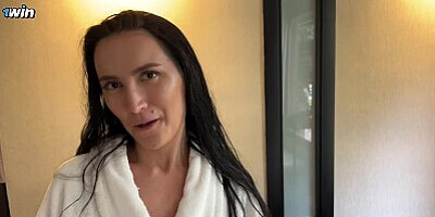 Hot MILF thanked the food delivery guy with a juicy blowjob while her husband was not in the hotel r