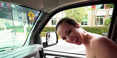 Bootylicious Jada Stevens sucks hard cock and gets fucked