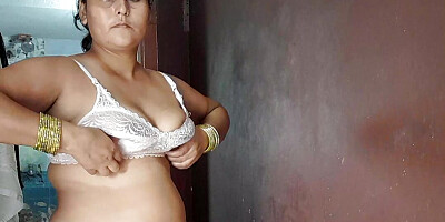 chuddkad puja bhabhi bathroom blog