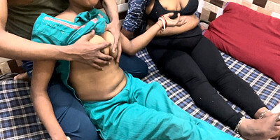 Do bhabhi ko ek mein chuchi dhawai full enjoyment