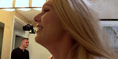 Sydny Davis Was Dicked, Finger & Dildo Fucked In Threesome!