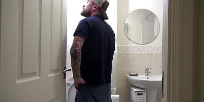 Tallulah, Star del Ray and Luke Hotrod in bathroom