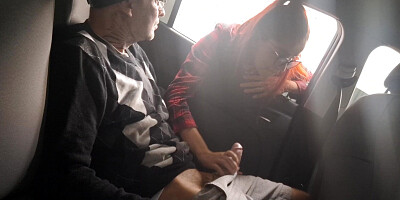 Masturbating next to a hot stranger