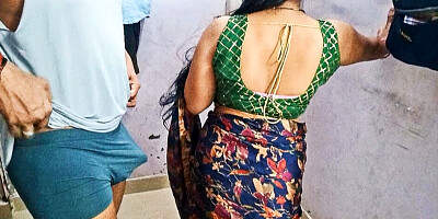 Indian Desi Bhabhi Ki Sari Me Chudai. Indian Desi Sex Videos.