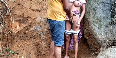 In Secret, I Fucked the Teen Stepsister in the Naked Outdoors After Pissing