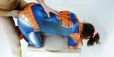 SPIDER BITCH CAUGHT RED-HANDED -XSANYANY