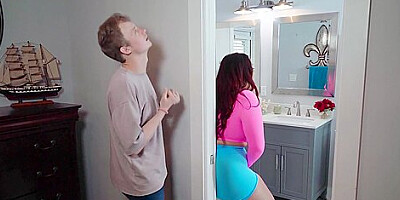 Remote Controlling My Roommate - Scarlett Venom