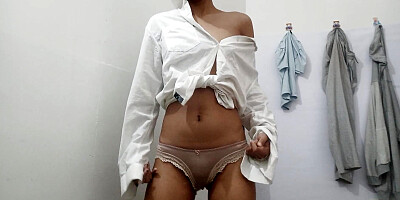 Desi girl hard squirting pussy fingering