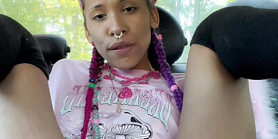Wet ass pussy in the backseat