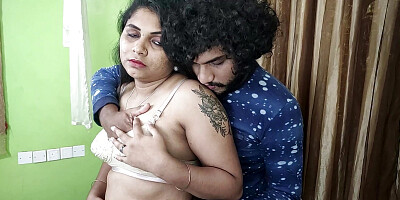 Under skirt and bra hot romance with bra removal and hot boobs suck press romance of Vaishnavy and Sharun Raj, Mallu hot couple