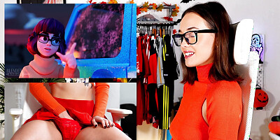 Velma Plays with Her Pussy Watching Scooby Doo Porn