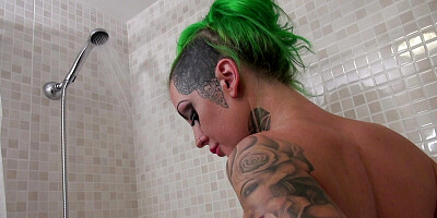 Tattooed Vixen Phoenix Madina Fucking Lee Majors on the