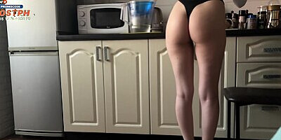Distracted my Cute Bouncy Tits Step Sister from Cleaning