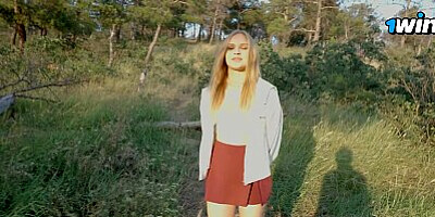 A walk in a forest area ended with public fucking and cum in the mouth