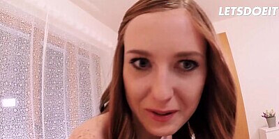 Sexy Long Legs Model Linda Sweet Fucked Deep After Photoshoot - LETSDOEIT