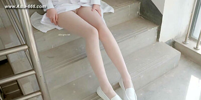 chinese model posing nude.162