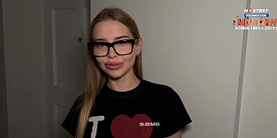 Fuck with daughter of rich parents during my homework. My parents almost caught me!