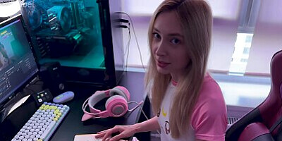 Stepsister was caught doing webcam, now she also acts in porn - Loly Nebel