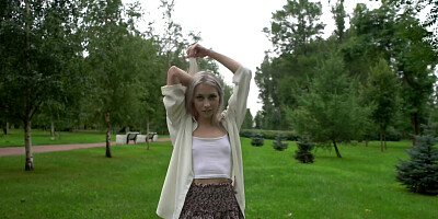 Rainy day masturbation session featuring Carolina Sun