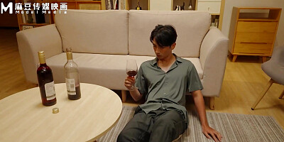 Modelmedia Asia - City of the City - a Honey Trap