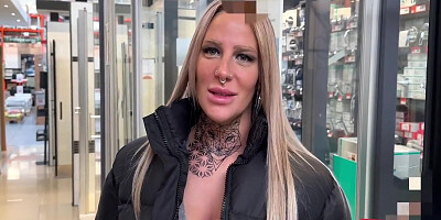 Cheating Wife Fucks The Plumber In Public