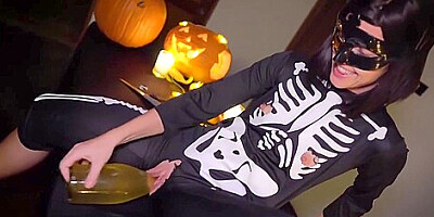Submissive Skeleton