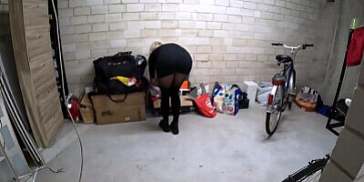 Accidentally met neighbor in the basement asks for a cum on her ass. DessertLady.