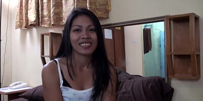 Cum Hungry Pinay Loves Being Filled Up With Cum