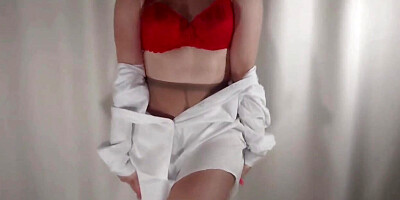 A secretary with a big sexy popeye