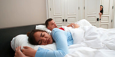 Vince Karter is banging Aviana Violet in all the rooms