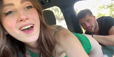 Trop envie de baiser dans la voiture