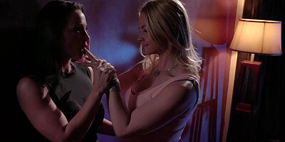 Lesbian office worker willing to pay to lick a milfs pussy