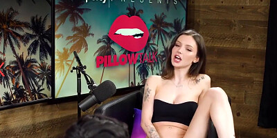 Dainty Wilder - Pillow Talk Squirting On Podcast Video Leaked