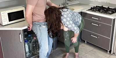 Mature MILF did not have to be persuaded for anal for a long time