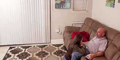 Tiny Sex Freak Freya Von Doom Visits Stepdad And New Wife - Aitsfs1: /4 19 Min