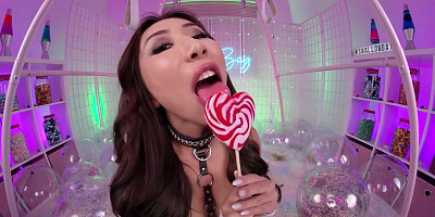 Slutty Sweet Babe Seducing For Hard Fucking - Nicole Doshi