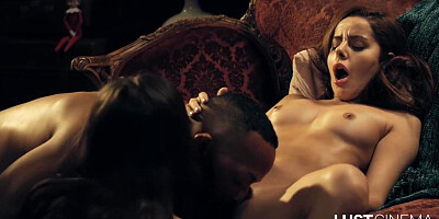 Cozy Christmas Threesome - Home For The Holidays On By - Vanna Bardot, April Olsen And Dillon Diaz