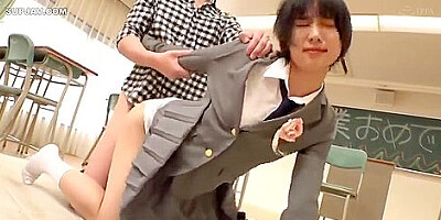 240829つい先程まで高校生やってた子d3