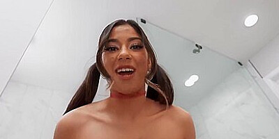 Cummotion In The Shower Xxlayna Marie, Scott Nails