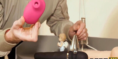 I Have Never Ever Seen Someone Slip Into Debt Prison Because Of Adult Toys 11 Min With Sata Jones