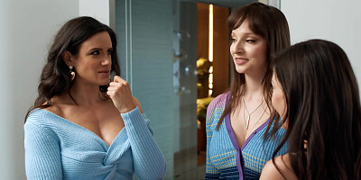 ADULT TIME MILF Besties Lexi Luna Penny Barber Share Stepdaughter Natalie Brooks Juicy Pussy