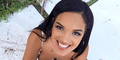 Outdoor sex with slutty brunette babe in flower dress