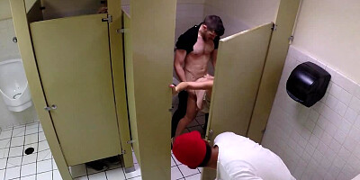 Super-horny bitch and her fucker have sex in the public restroom